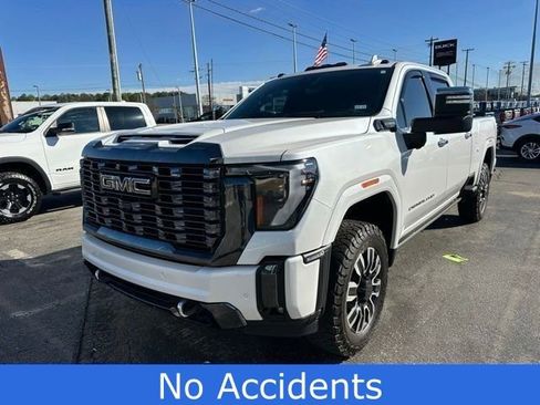 Used 2024 GMC Sierra 3500 Denali Ultimate image 2