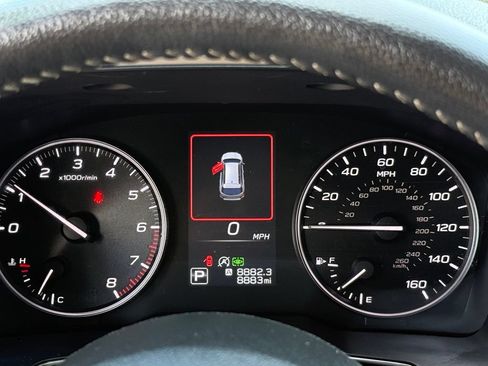 Used 2025 Subaru Outback Limited AWD/4WD image 15