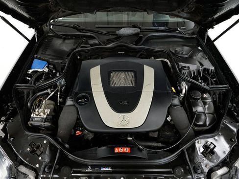 Used 2008 Mercedes-Benz E 350 4MATIC Sedan image 3