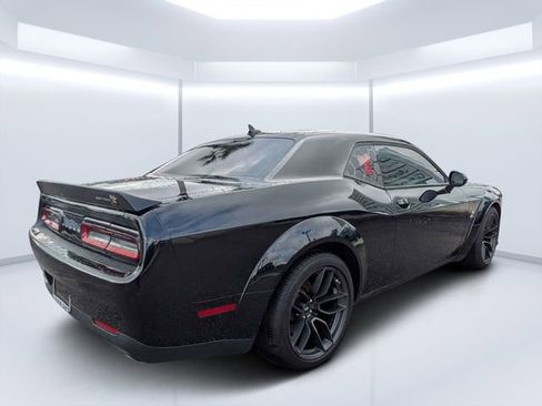 Used 2022 Dodge Challenger R/T Scat Pack RWD image 3