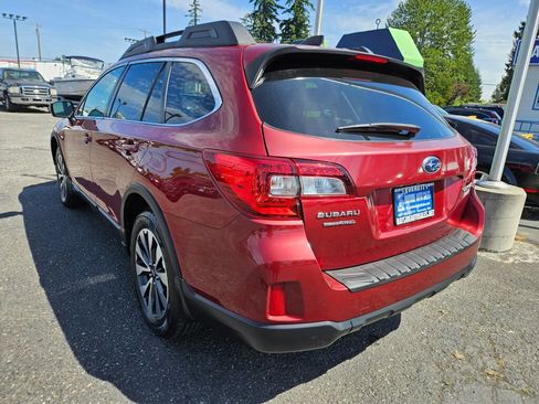 Used 2017 Subaru Outback 2.5i Limited AWD/4WD image 3