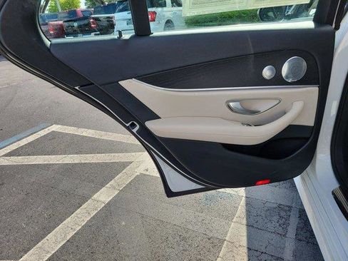 Used 2017 Mercedes-Benz E 300 4MATIC image 15