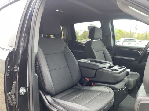 Used 2025 Chevrolet Silverado 1500 LT image 35