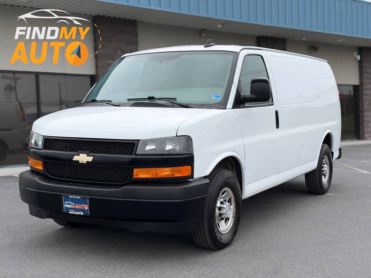 Used 2020 Chevrolet Express 2500 w/ Driver Convenience Package RWD image 1