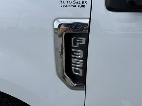 Used 2017 Ford F350 XL w/ Trailer Tow Package image 17