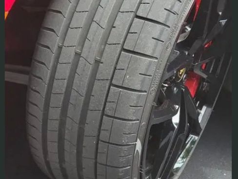Used 2019 Lamborghini Huracan LP 580-2 RWD image 17