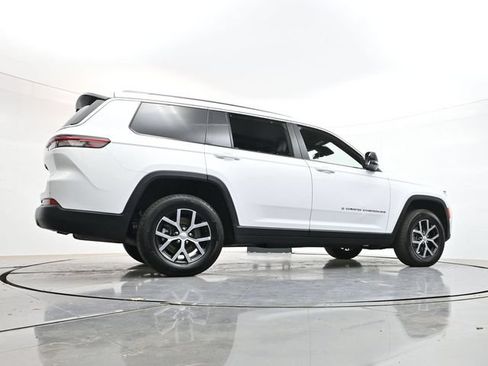 Used 2024 Jeep Grand Cherokee L Limited w/ Luxury Tech Group II AWD/4WD image 35