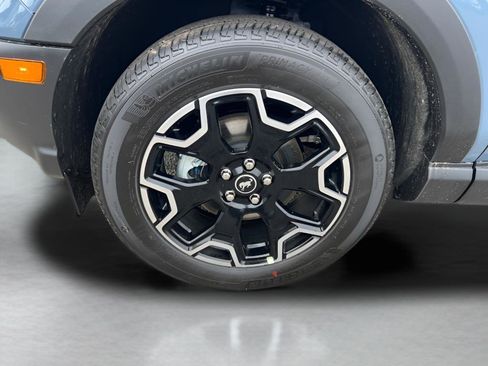 New 2025 Ford Bronco Sport Outer Banks w/ Outer Banks Tech Package+ AWD/4WD image 23