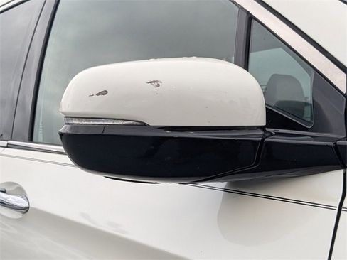 Used 2019 Honda Pilot Touring image 10