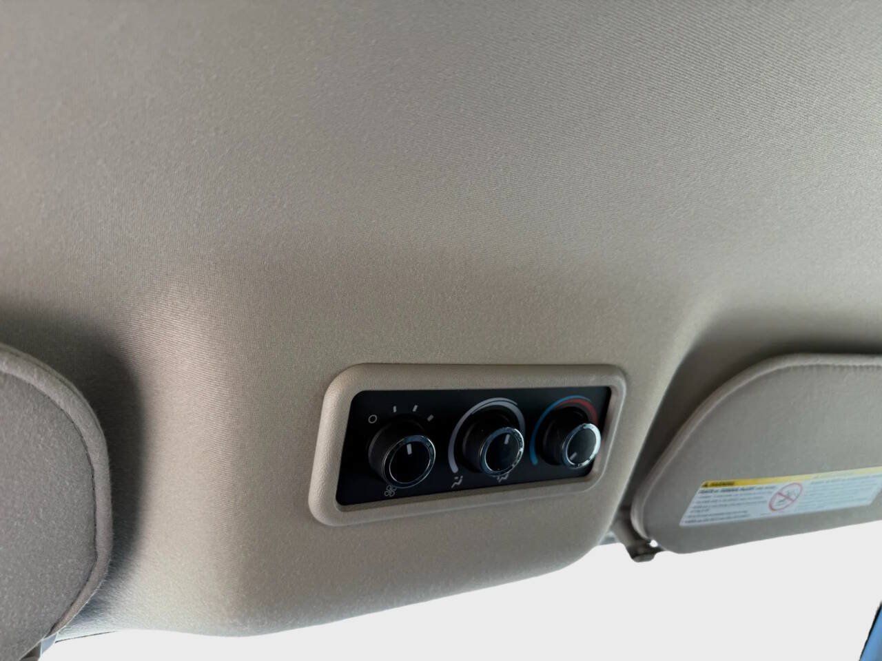 Used 2020 Chevrolet Express 3500 LS RWD image 16