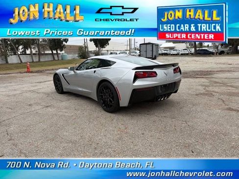 Used 2019 Chevrolet Corvette Stingray Coupe w/ 1LT image 7