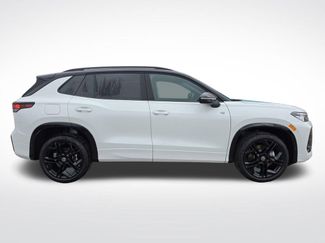 New 2026 Volkswagen Tiguan SE R-Line AWD/4WD video 4