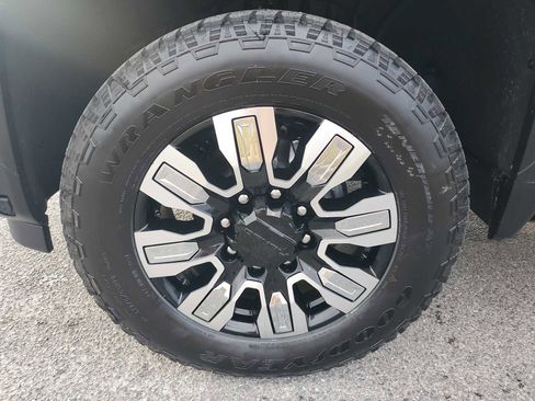 New 2026 GMC Sierra 3500 Denali w/ Denali Reserve Package image 10