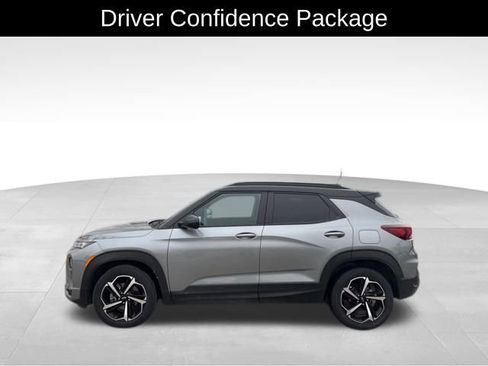 Certified 2023 Chevrolet TrailBlazer RS w/ Convenience Package image 5