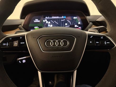 Used 2023 Audi e-tron GT Premium Plus image 30