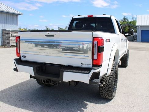 Used 2024 Ford F250 Platinum image 12