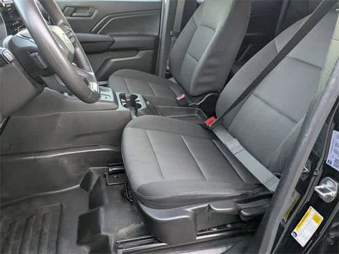 Used 2023 Chevrolet Colorado W/T image 16