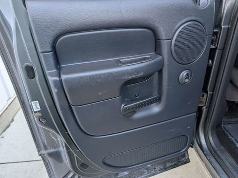 Used 2004 Dodge Ram 2500 Truck SLT w/ Off-Road Group image 17