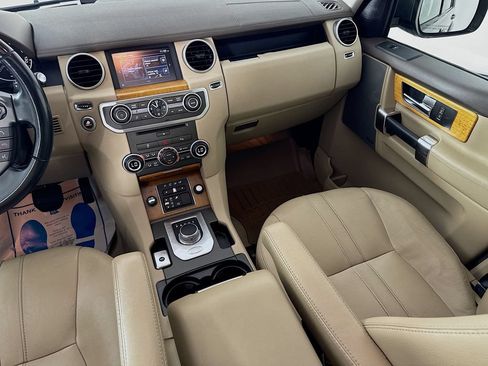 Used 2016 Land Rover LR4 HSE AWD/4WD image 28