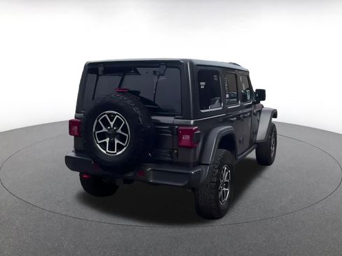 Used 2025 Jeep Wrangler Unlimited Rubicon image 10