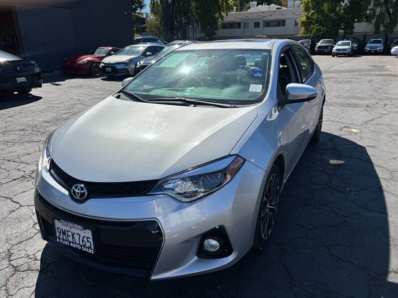 Used 2014 Toyota Corolla S Premium w/ Driver Convenience Package FWD image 9