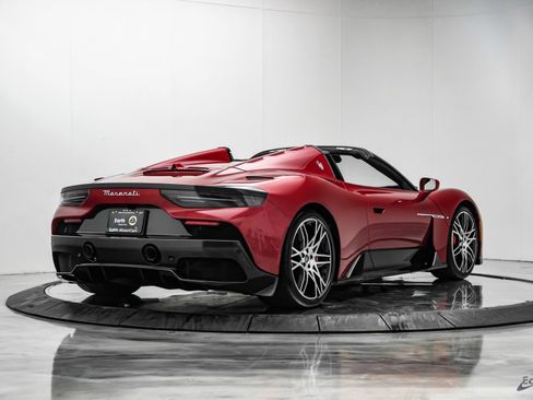 Used 2023 Maserati MC20 Spyder RWD image 22
