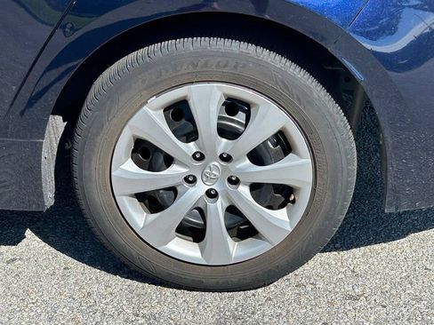 Used 2024 Toyota Corolla LE FWD image 10