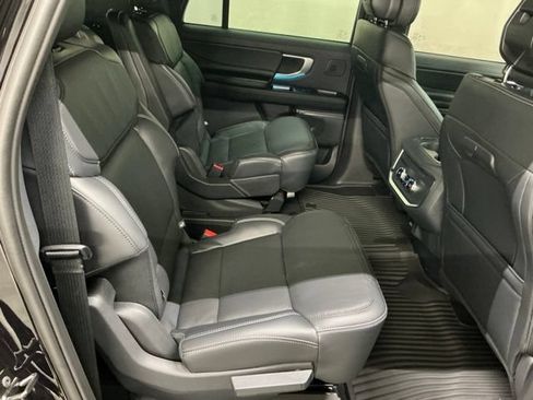New 2026 Ford Expedition Max Platinum w/ Stealth Performance Package AWD/4WD image 19