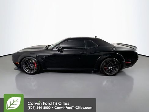 Used 2019 Dodge Challenger SRT Hellcat Redeye image 6