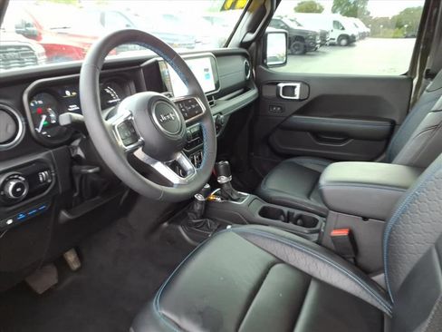 Used 2024 Jeep Wrangler High Altitude AWD/4WD image 7