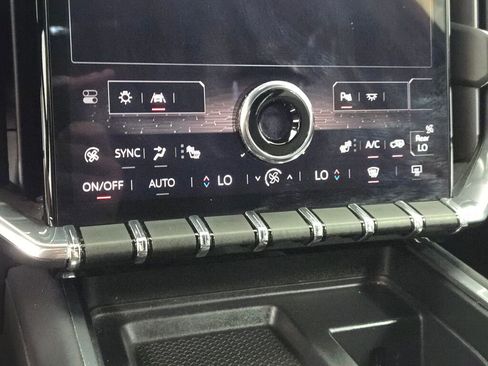 Used 2024 GMC Acadia Elevation AWD/4WD image 27