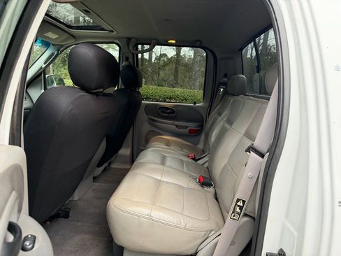 Used 2003 Ford F150 Lariat image 16