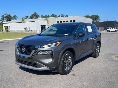 Used 2023 Nissan Rogue S FWD image 3