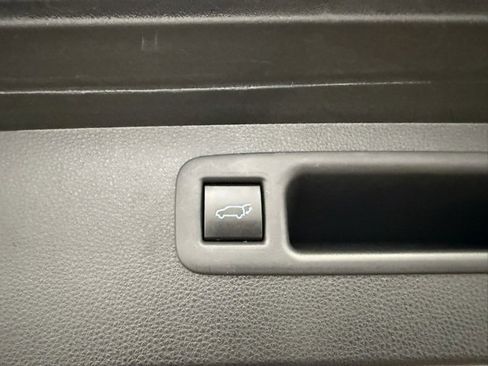 Certified 2022 Toyota Highlander Platinum image 15