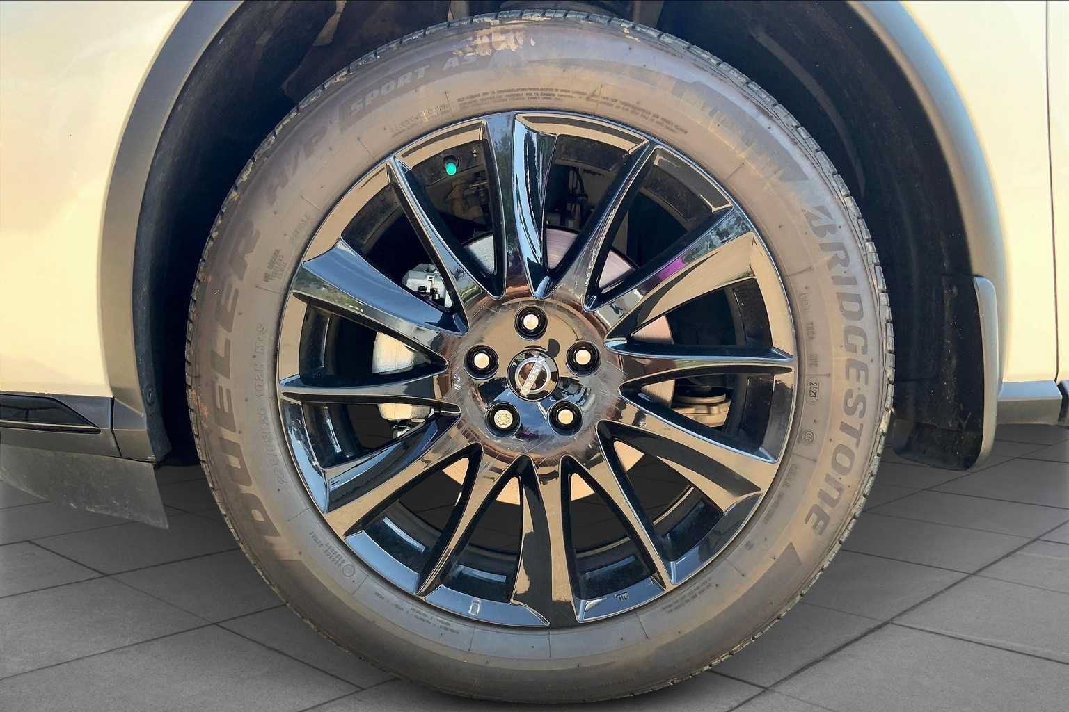 Certified 2024 Nissan Murano SV w/ SV Midnight Edition Package AWD/4WD image 12