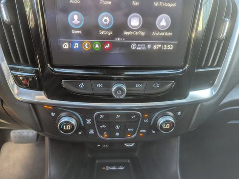 Used 2022 Chevrolet Traverse High Country AWD/4WD image 23