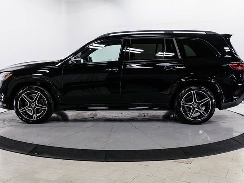 Used 2025 Mercedes-Benz GLS 450 4MATIC image 4