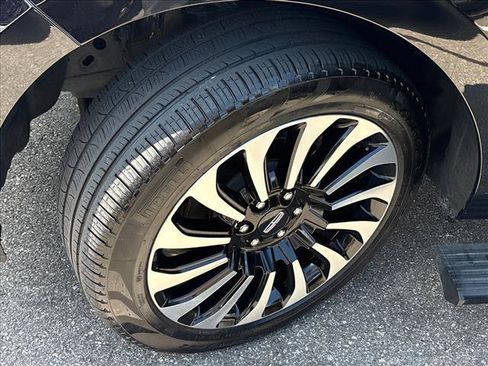 Used 2023 Lincoln Navigator L Black Label AWD/4WD image 24