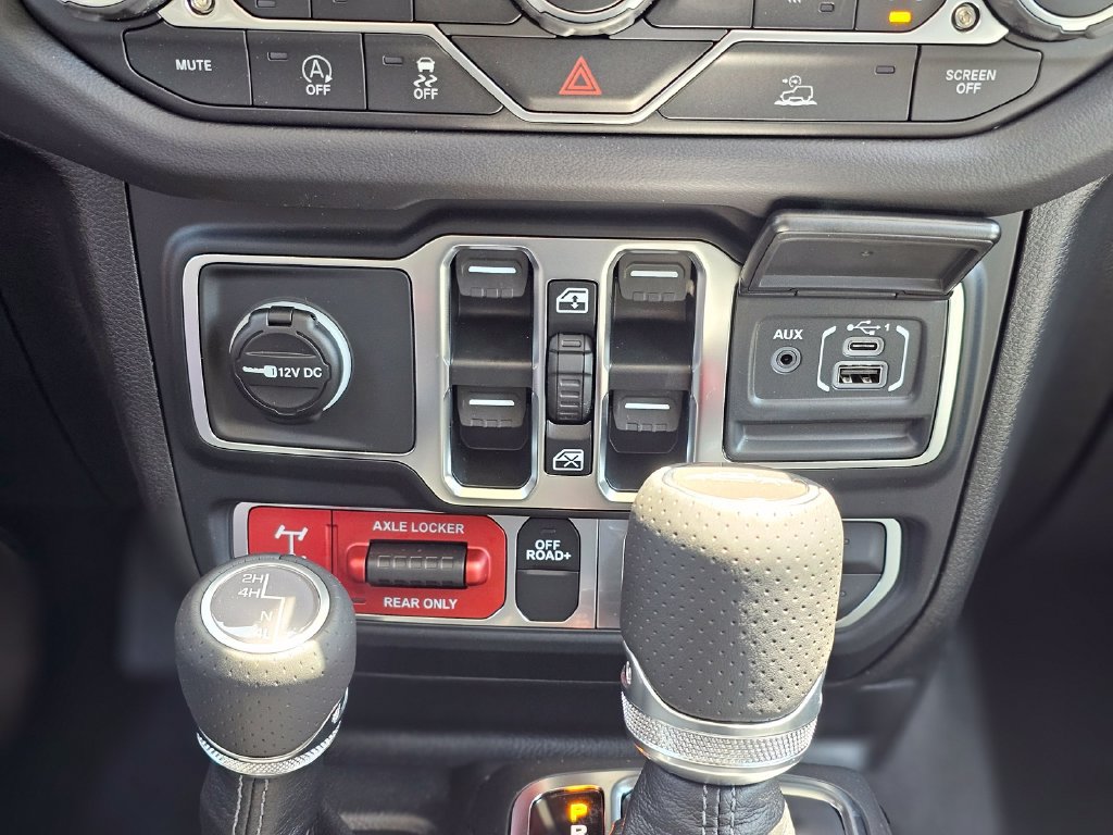 New 2026 Jeep Gladiator Mojave AWD/4WD image 14