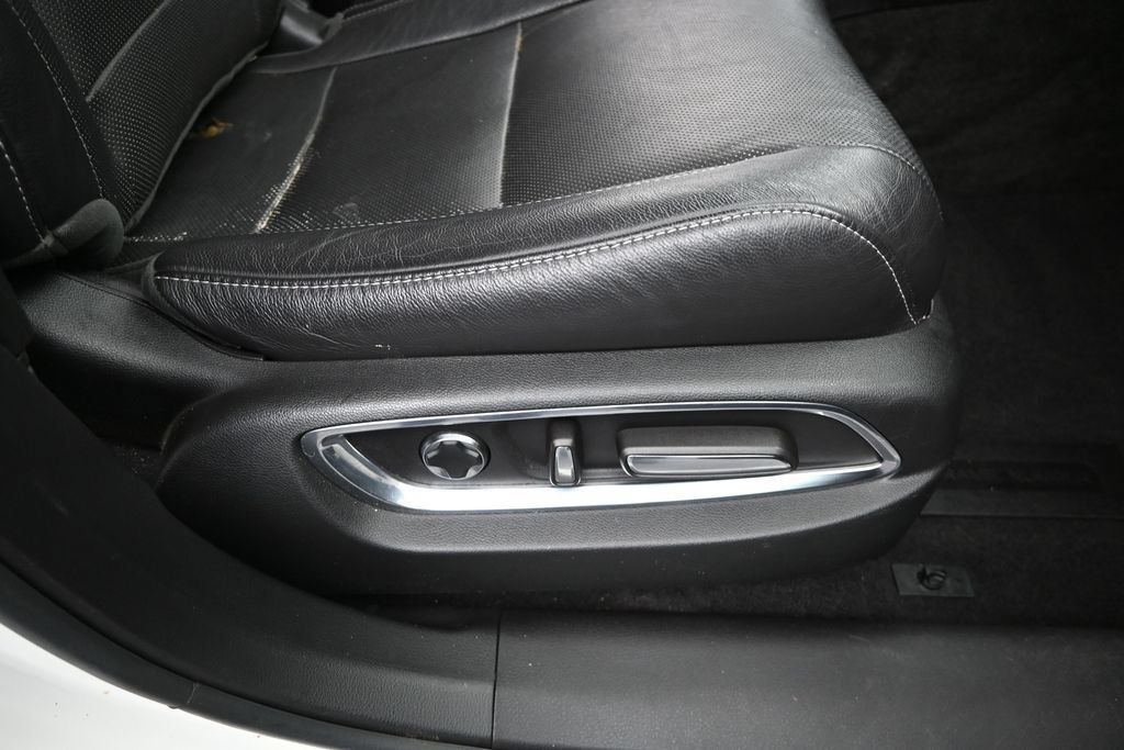 Used 2019 Acura MDX w/ Technology Package AWD/4WD image 11