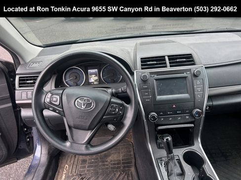 Used 2016 Toyota Camry LE image 11