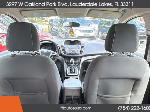 Used 2017 Ford C-MAX Energi SE FWD image 34