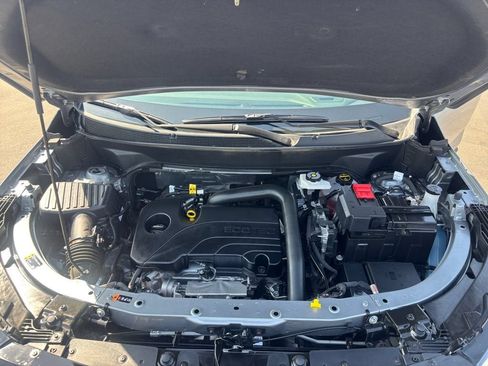 Certified 2025 Chevrolet Equinox RS FWD image 20