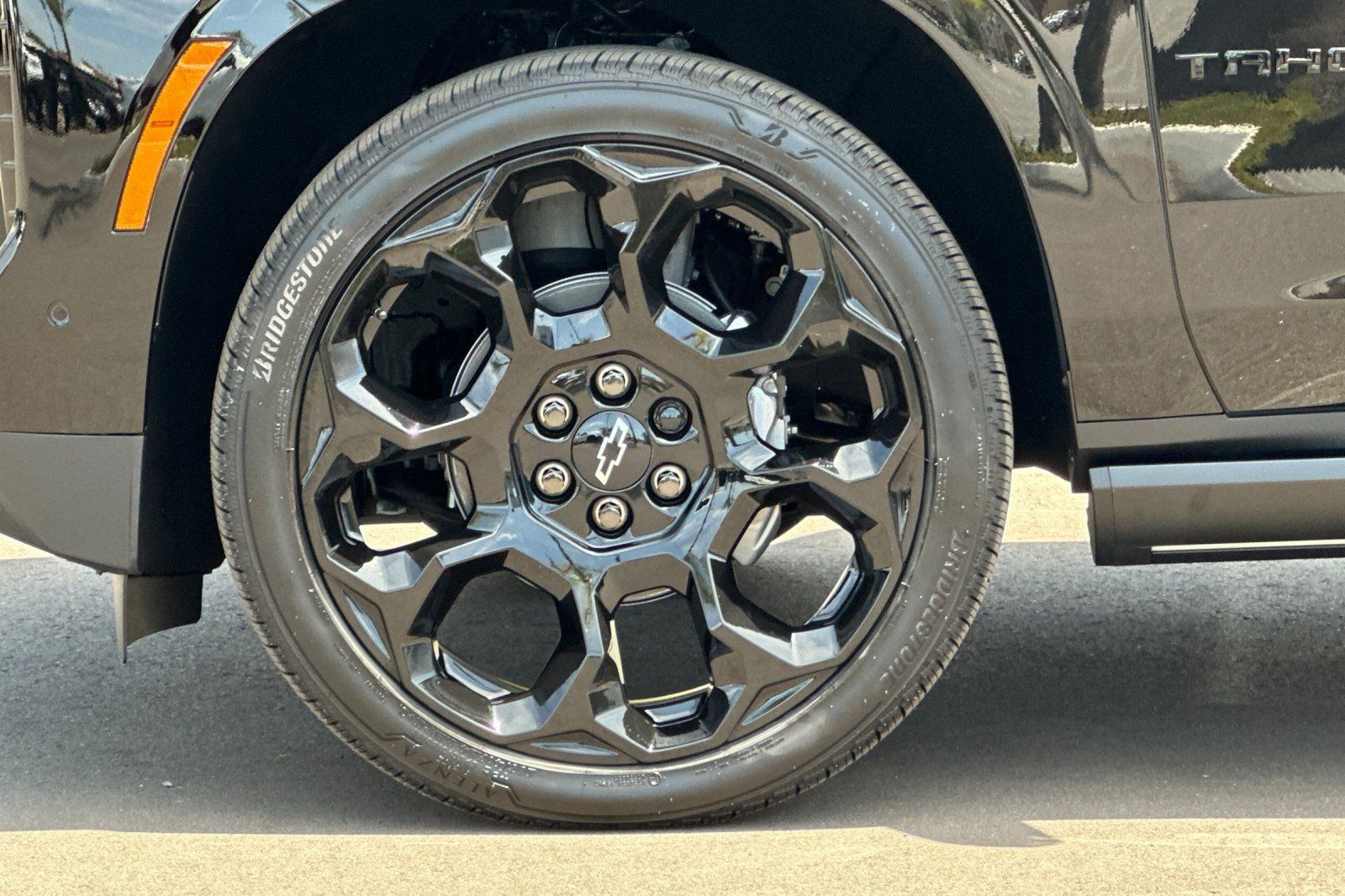 New 2026 Chevrolet Tahoe High Country AWD/4WD image 28