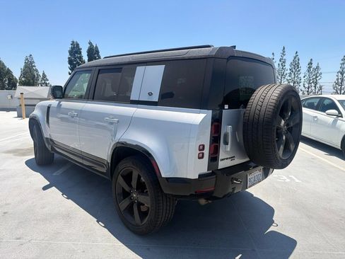 Used 2023 Land Rover Defender 110 X-Dynamic SE AWD/4WD image 3