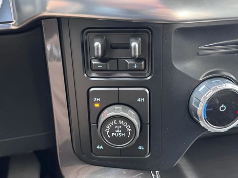 Used 2023 Ford F150 Lariat w/ Max Trailer Tow Package AWD/4WD image 19