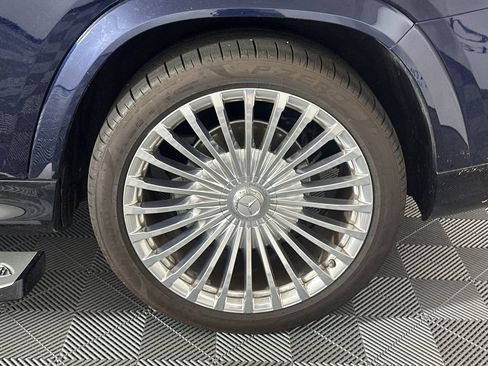 Used 2021 Mercedes-Benz Maybach GLS 600 4MATIC image 10