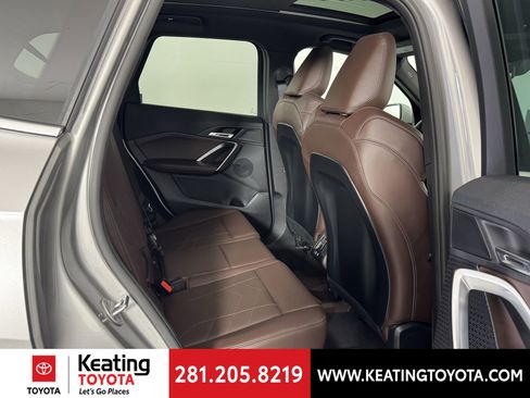 Used 2025 BMW X1 xDrive28i image 17