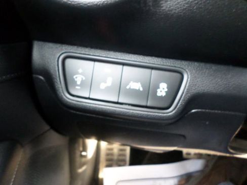 Used 2020 Kia Forte GT-Line w/ GT-Line Premium Package image 19