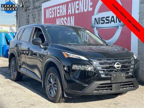 Used 2025 Nissan Rogue S image 1